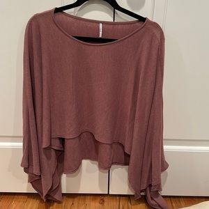 Light purple/pink long sleeve poncho shirt (one size)